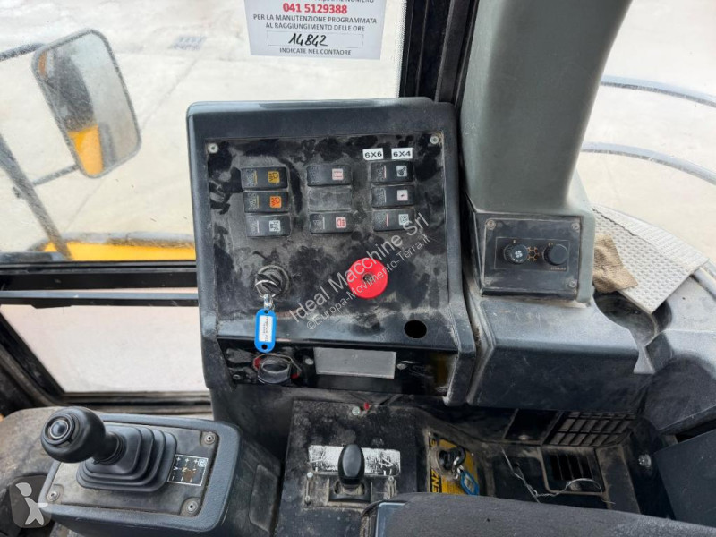 عربة قلابة JCB ADT722