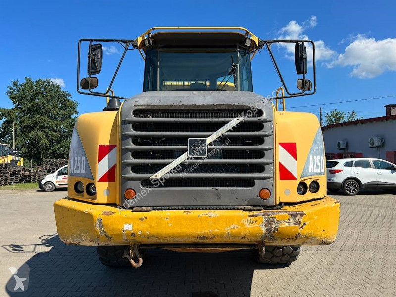 Basculantă Volvo