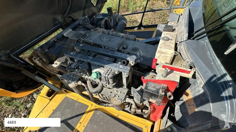 عربة قلابة Bell B50E 6X6