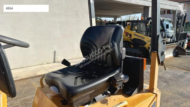 Basculantă Thwaites Mach 202 4X4