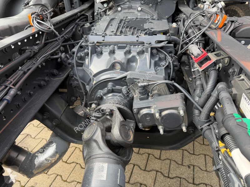 شاحنة Iveco X-Way AD300X42Z 6x4 X-Way AD300X42Z...