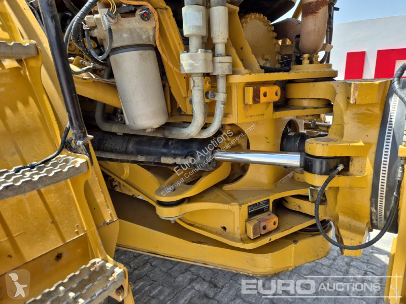 Basculantă Caterpillar 745