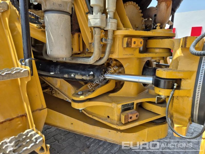 Basculantă Caterpillar 745