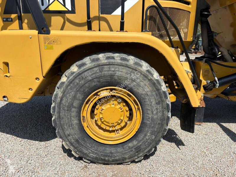 Dumper Caterpillar