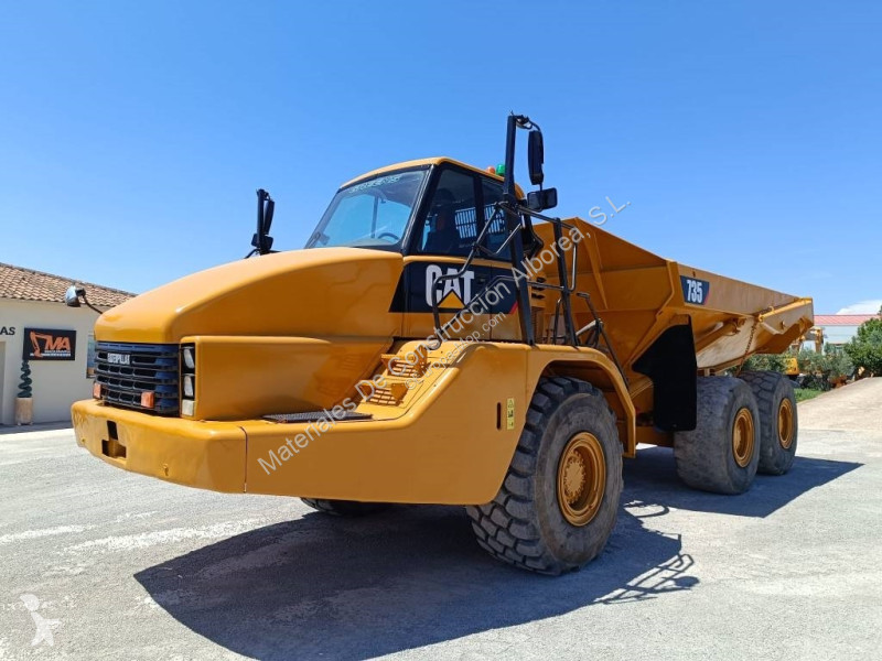 Dumper Caterpillar 735
