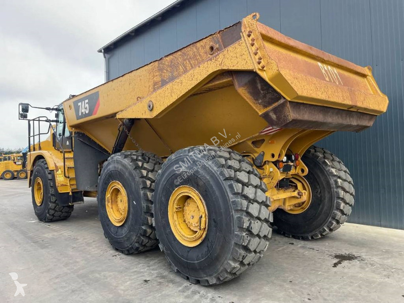 Sklápač Caterpillar 745 04A - New Tires