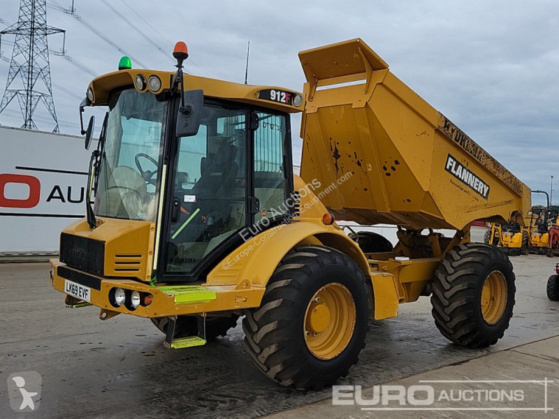 Basculantă Hydrema 912F
