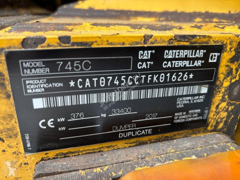 Dumper Caterpillar
