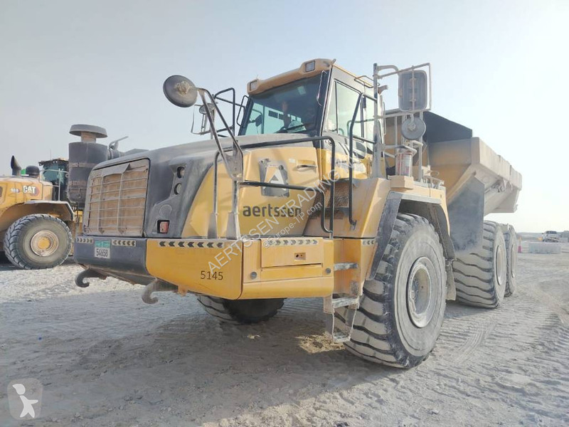Basculantă Komatsu R (4 pieces available in Abu...