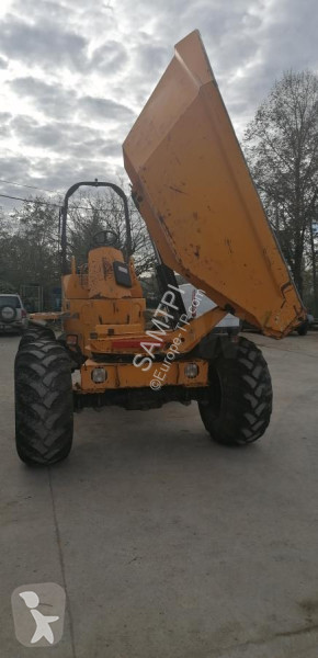 عربة قلابة Thwaites  MACH 697