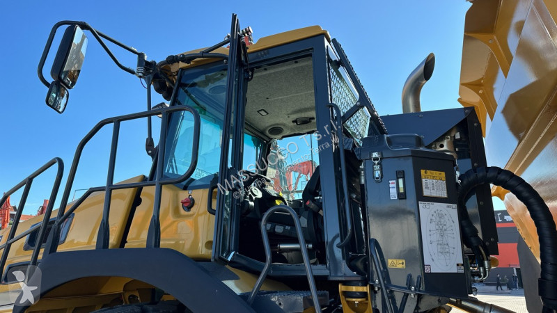 عربة قلابة Bell B30E 6X6
