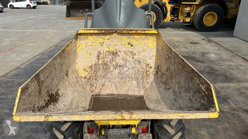 عربة قلابة Wacker Neuson 4x4