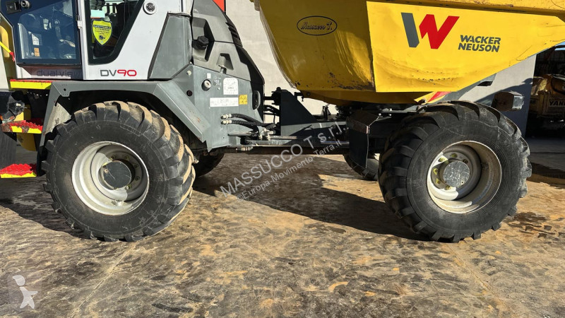 عربة قلابة Wacker Neuson DV90 4x4