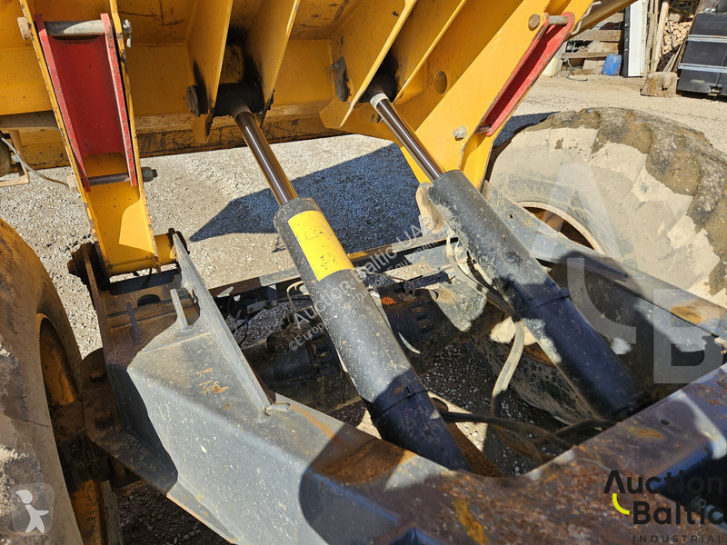Sklápač Terex TA 9
