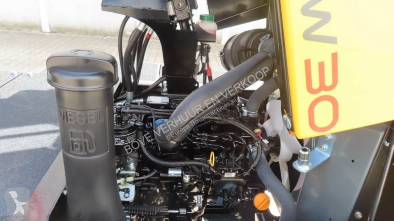 عربة قلابة Wacker Neuson DW30-2