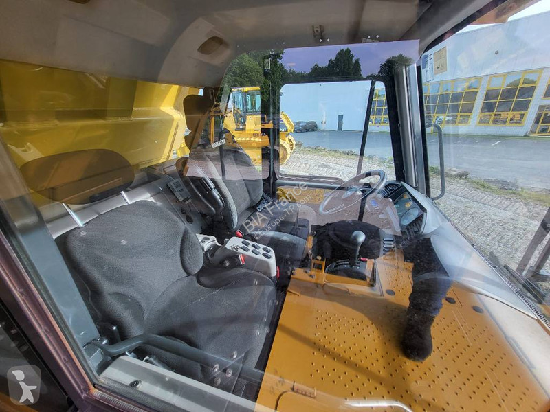 عربة قلابة Komatsu HD405-8