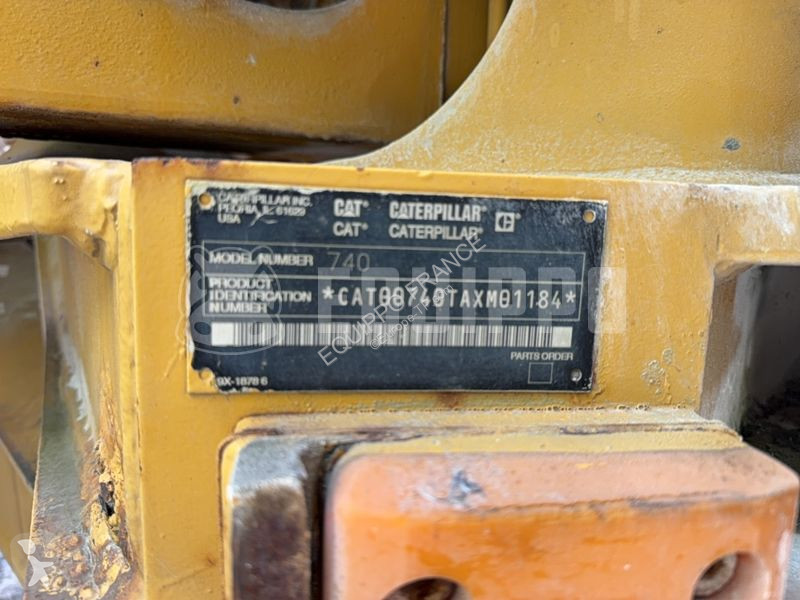 عربة قلابة Caterpillar 740