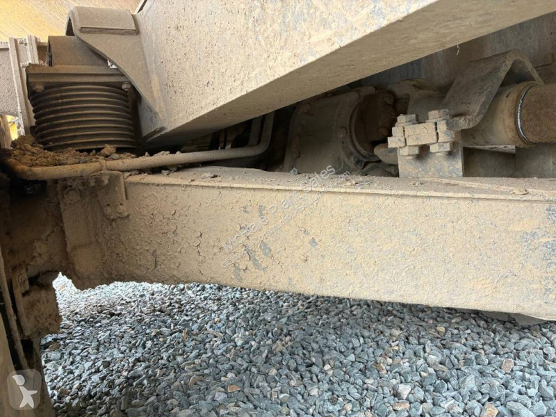Sklápač Komatsu 3502