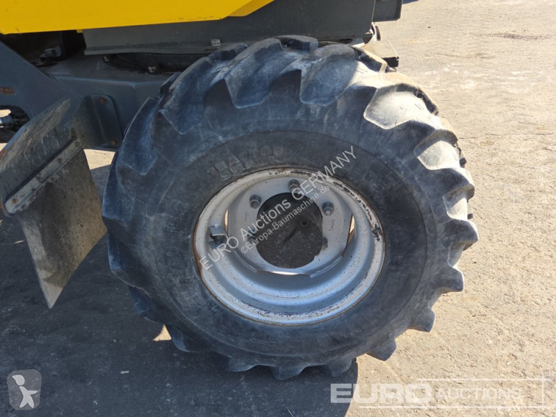 عربة قلابة Wacker Neuson DW30