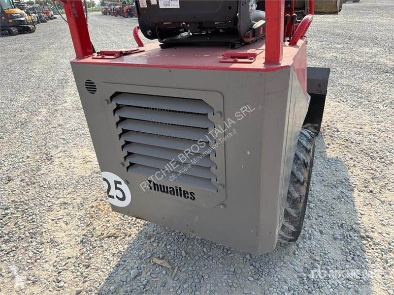 Самоскид Thwaites MACH201