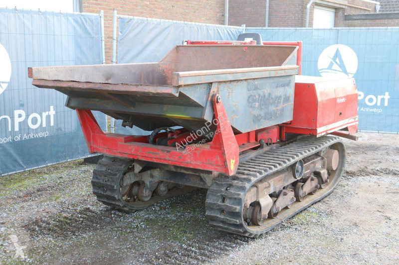 عربة قلابة Kubota