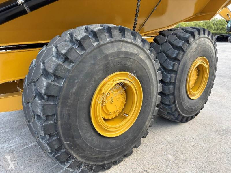 Tombereau Caterpillar 745