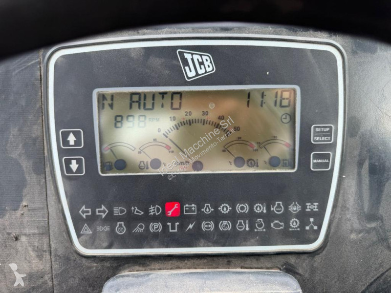 عربة قلابة JCB ADT722