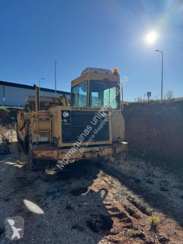 Mototraílla Caterpillar