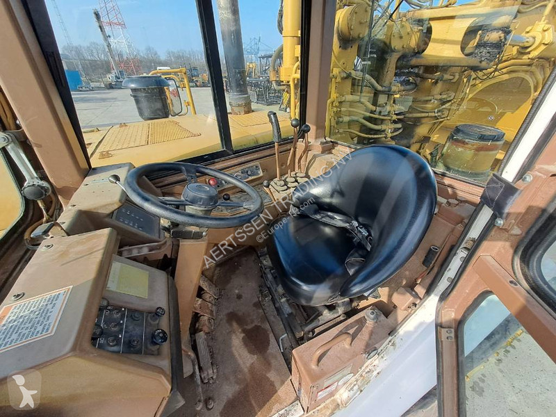 Motorový škrabák - scraper Caterpillar 631E (3...