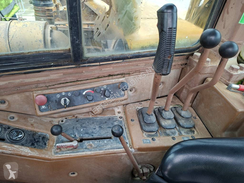 Motorový škrabák - scraper Caterpillar 631E...