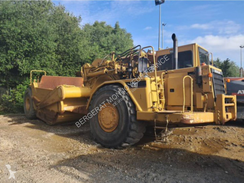 Décapeuse automotrice - scraper Caterpillar