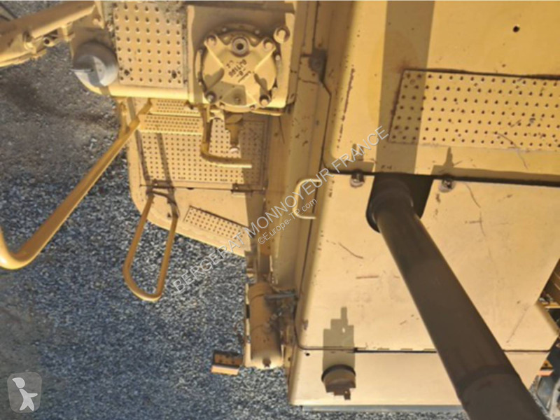 Décapeuse automotrice - scraper Caterpillar