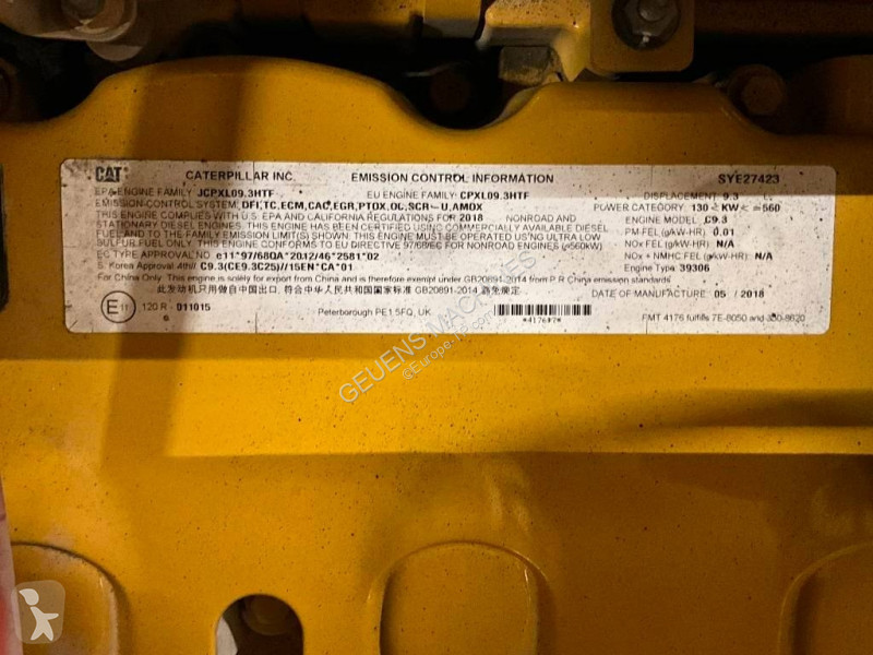 Motorový škrabák - scraper Caterpillar PM 310