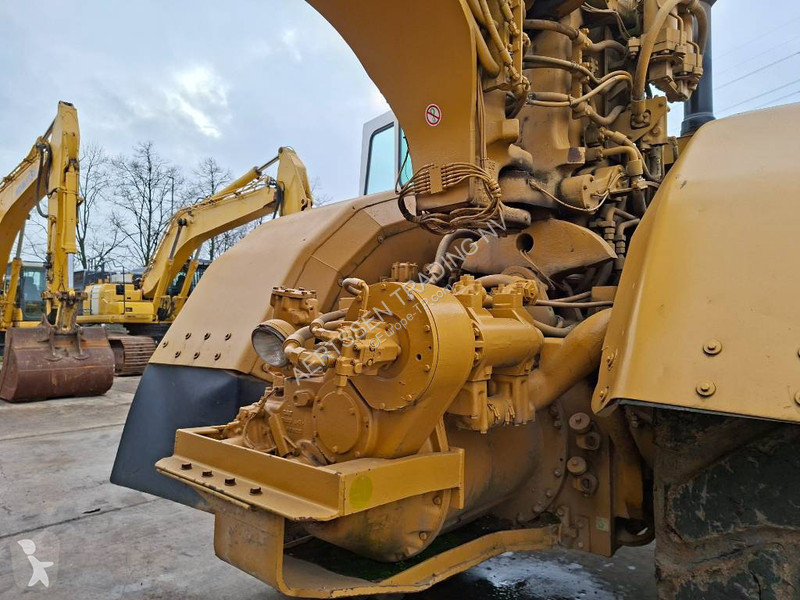 Motorový škrabák - scraper Caterpillar 631E (3...
