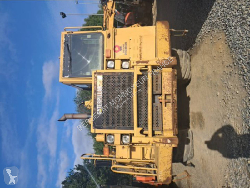 Décapeuse automotrice - scraper Caterpillar
