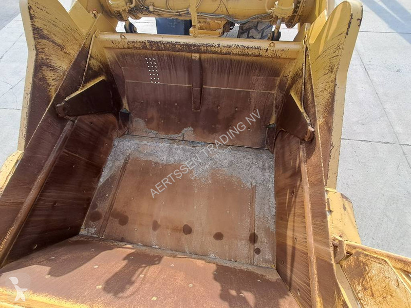 Motorový škrabák - scraper Caterpillar 631E (3...