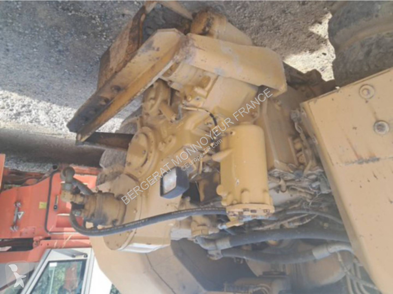 Décapeuse automotrice - scraper Caterpillar