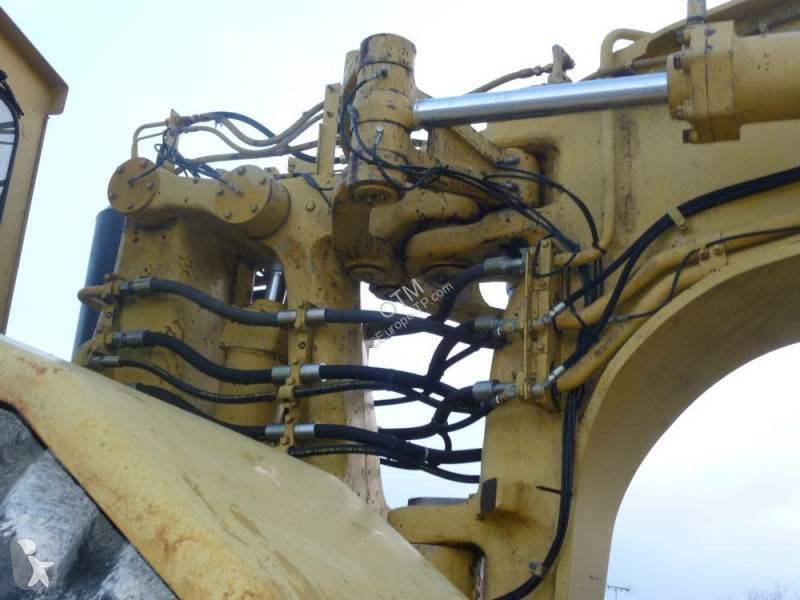 Скрепер на колесах Caterpillar 631E