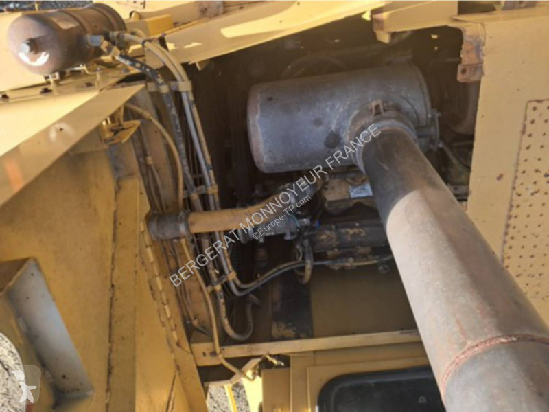 Décapeuse automotrice - scraper Caterpillar