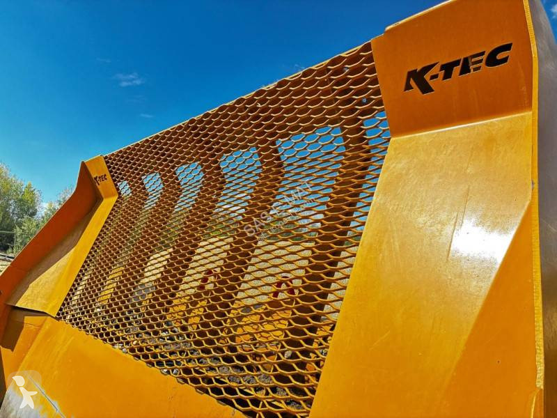 Décapeuse automotrice - scraper K-Tec 1233