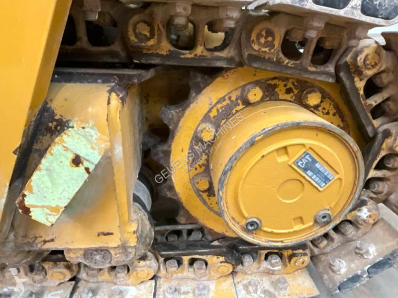 Motorový škrabák - scraper Caterpillar PM 310
