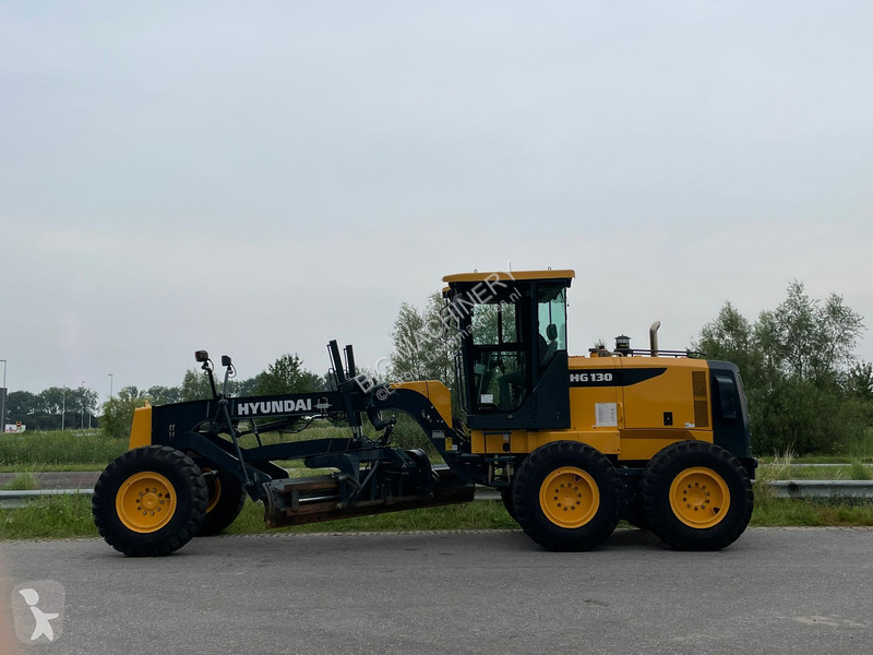 ممهدة طرق Hyundai HG130