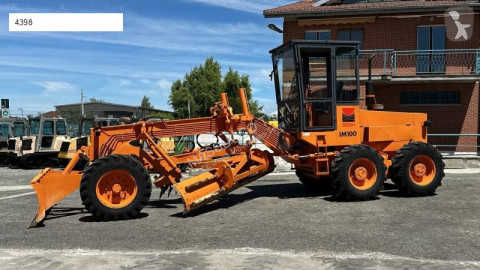 Niveleuse Sicom IM100 F 6X4