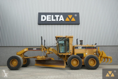 Niveladora Caterpillar
