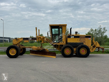Niveladora Caterpillar