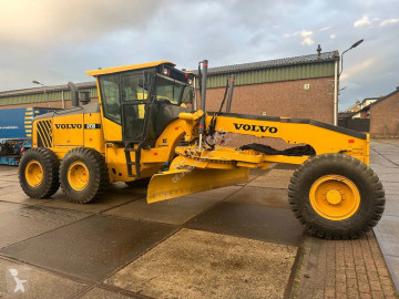 Niveleuse Volvo G 930