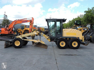Niveladora New Holland