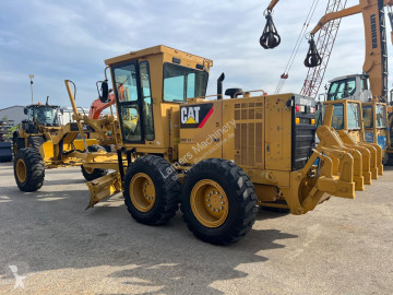 Grejdr Caterpillar