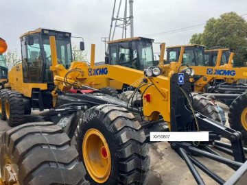 Grejdr XCMG GR2153