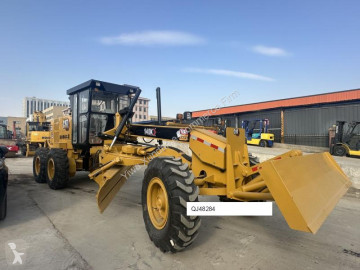 Grejdr Caterpillar